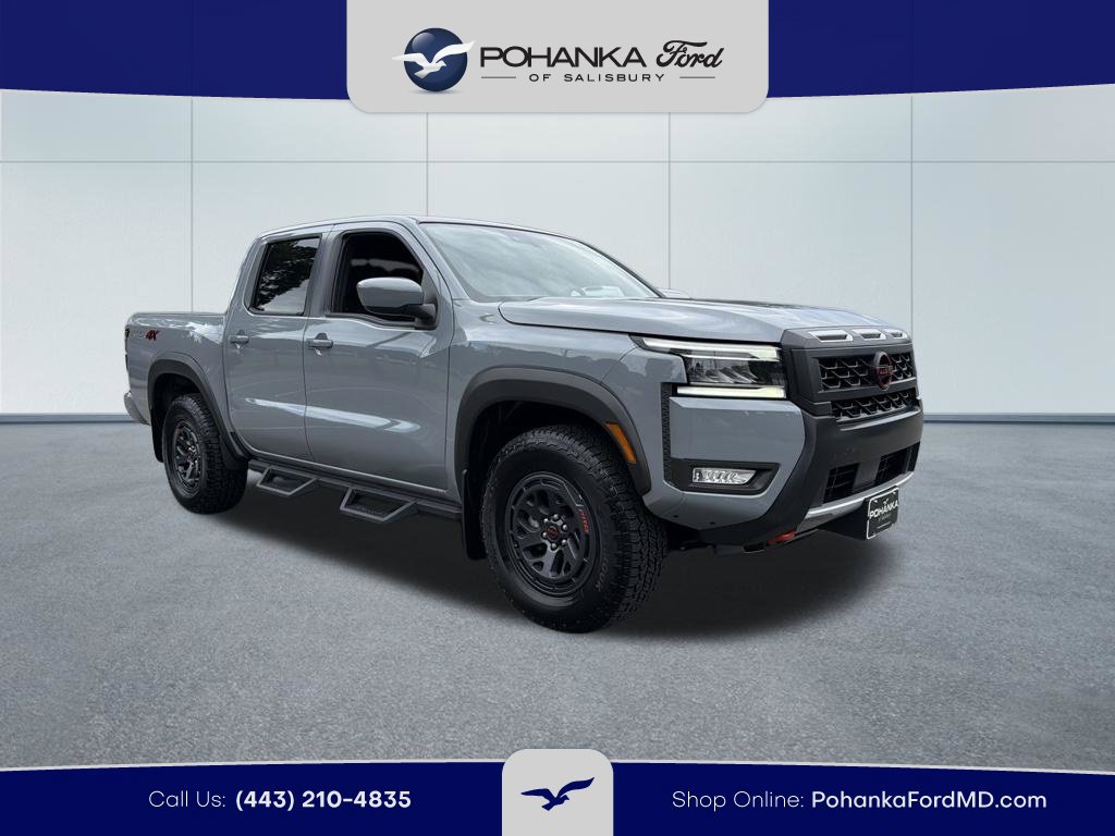 Used 2025 Nissan Frontier PRO-4X AWD/4WD image 4