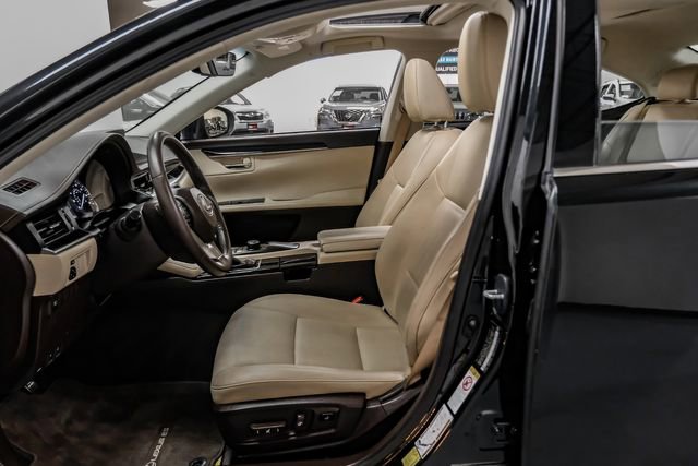 Used 2017 Lexus ES 350 w/ Accessory Package 2 FWD image 4