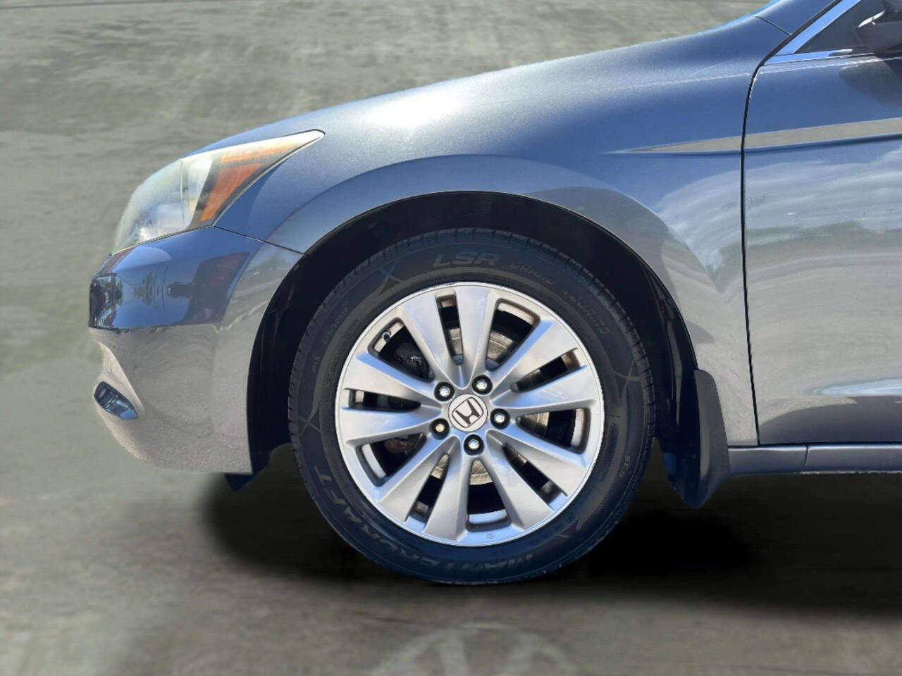 Used 2012 Honda Accord EX image 31