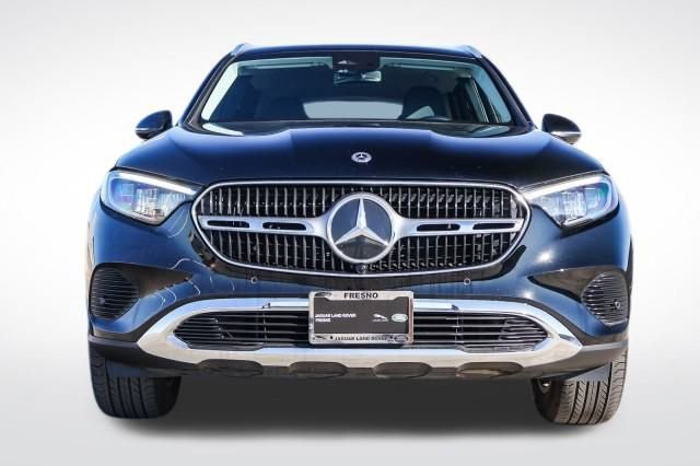Used 2023 Mercedes-Benz GLC 300 image 2