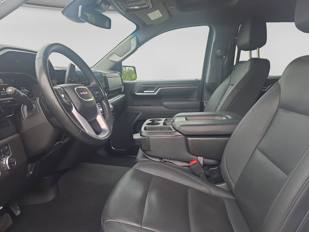 Used 2025 GMC Sierra 1500 SLT AWD/4WD image 10