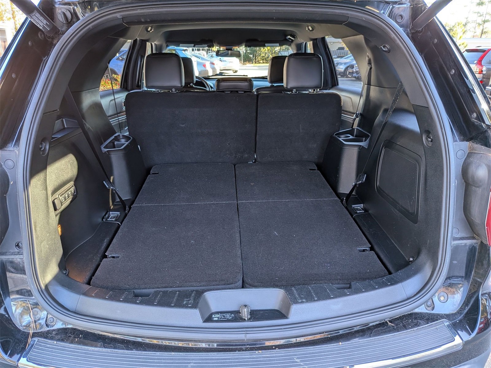 Used 2018 Ford Explorer Limited w/ Ford Safe & Smart Package image 32