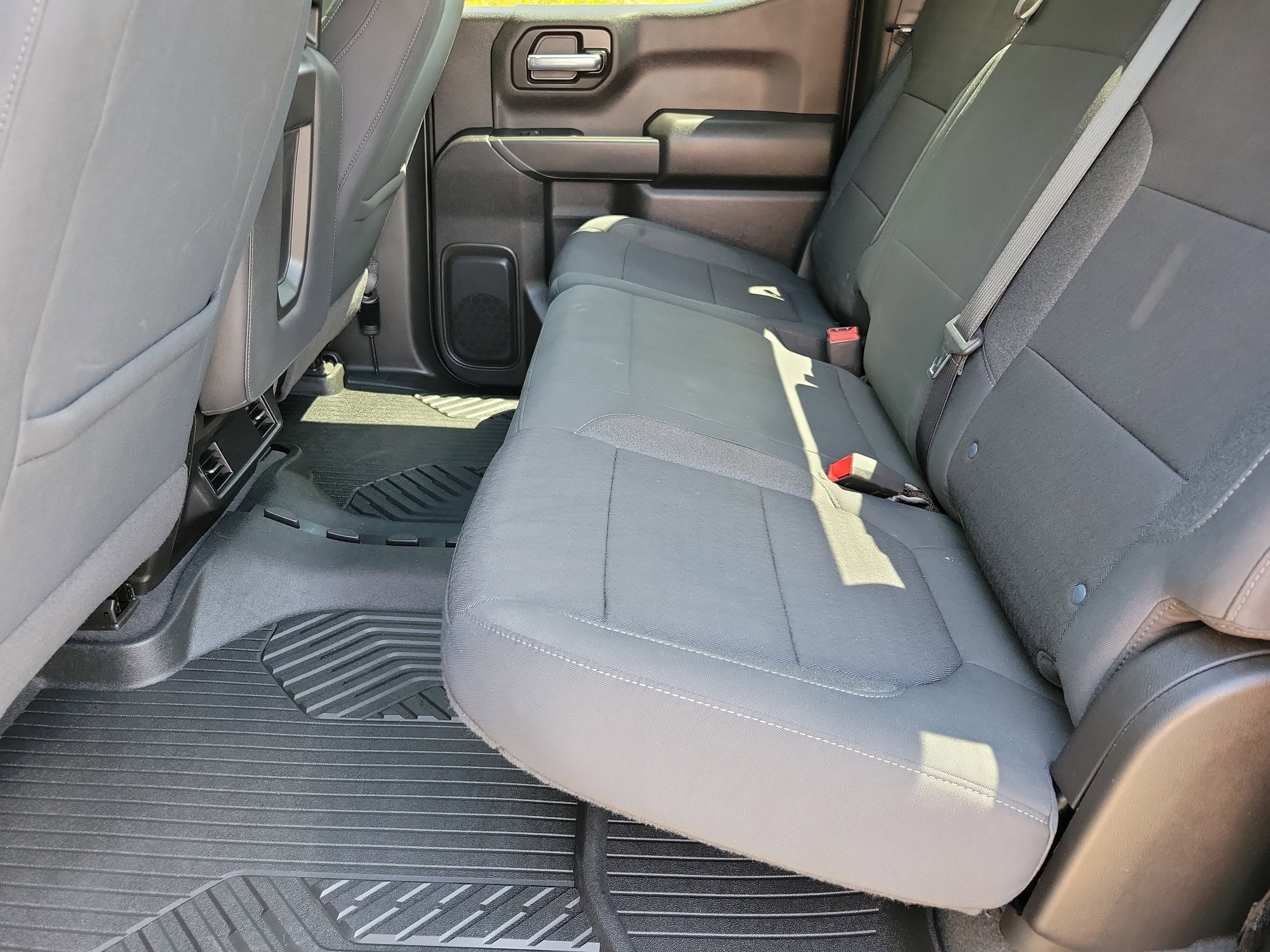 Used 2022 Chevrolet Silverado 1500 Custom Trail Boss w/ Safety Confidence Package AWD/4WD image 8