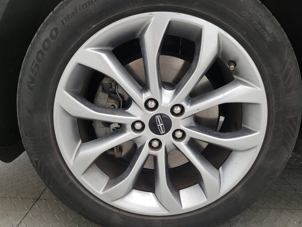 Used 2018 Lincoln MKC Select w/ Select Plus Package FWD image 31