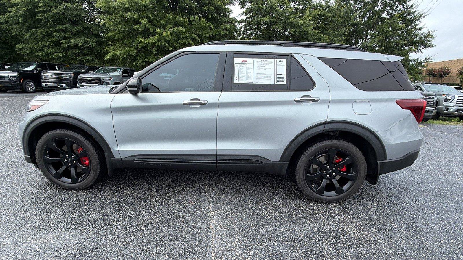 Used 2023 Ford Explorer ST w/ Equipment Group 401A AWD/4WD image 12