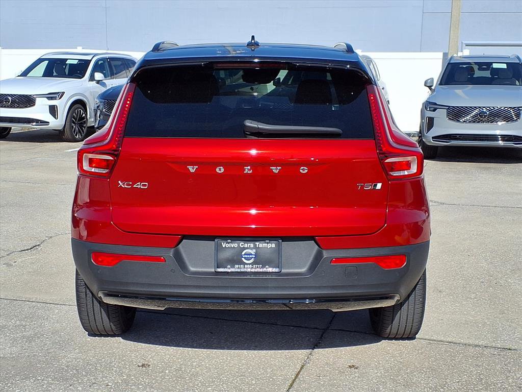 Used 2021 Volvo XC40 T5 R-Design w/ Advanced Package image 6
