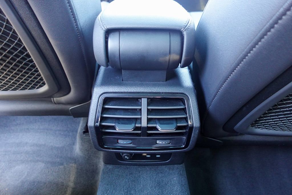 Used 2025 Audi Q3 2.0T Premium Plus w/ Premium Plus Package image 26