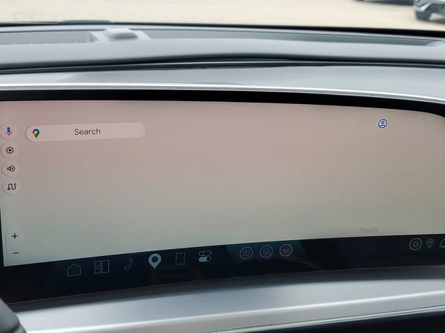 Certified 2024 Cadillac Lyriq Sport w/ LPO, Floor Liner Package AWD/4WD image 14