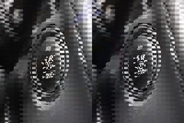 Used 2015 MAZDA MAZDA3 i Sport image 12