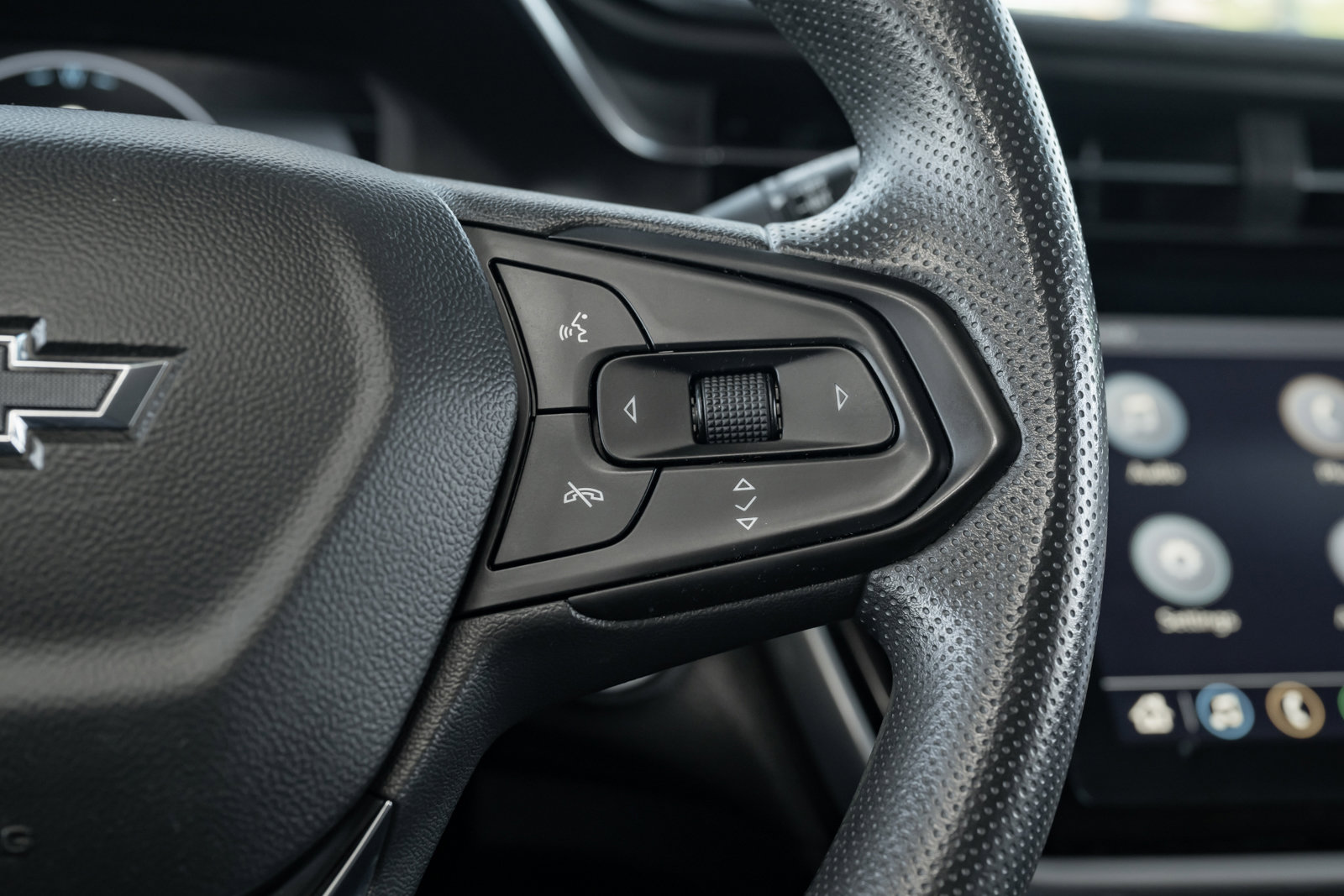 Used 2022 Chevrolet Bolt LT image 20