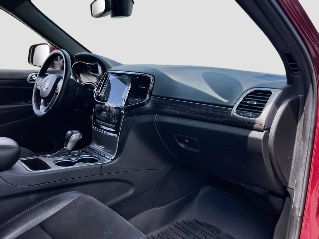 Certified 2022 Jeep Grand Cherokee Laredo X RWD image 28