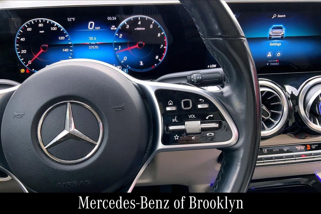 Used 2023 Mercedes-Benz GLB 250 4MATIC image 27