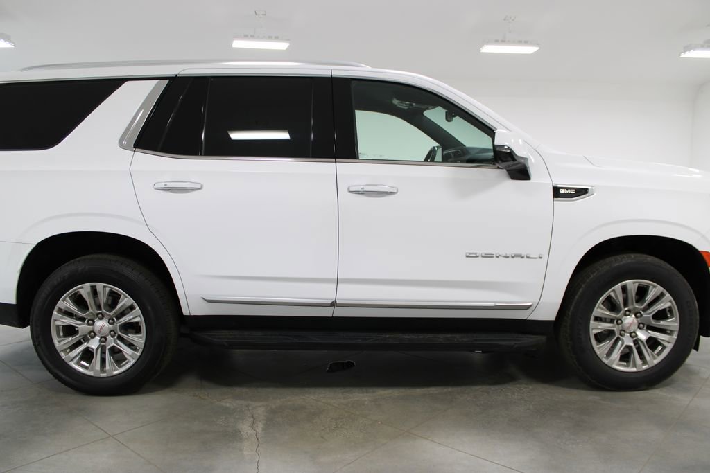 Used 2024 GMC Yukon Denali image 11