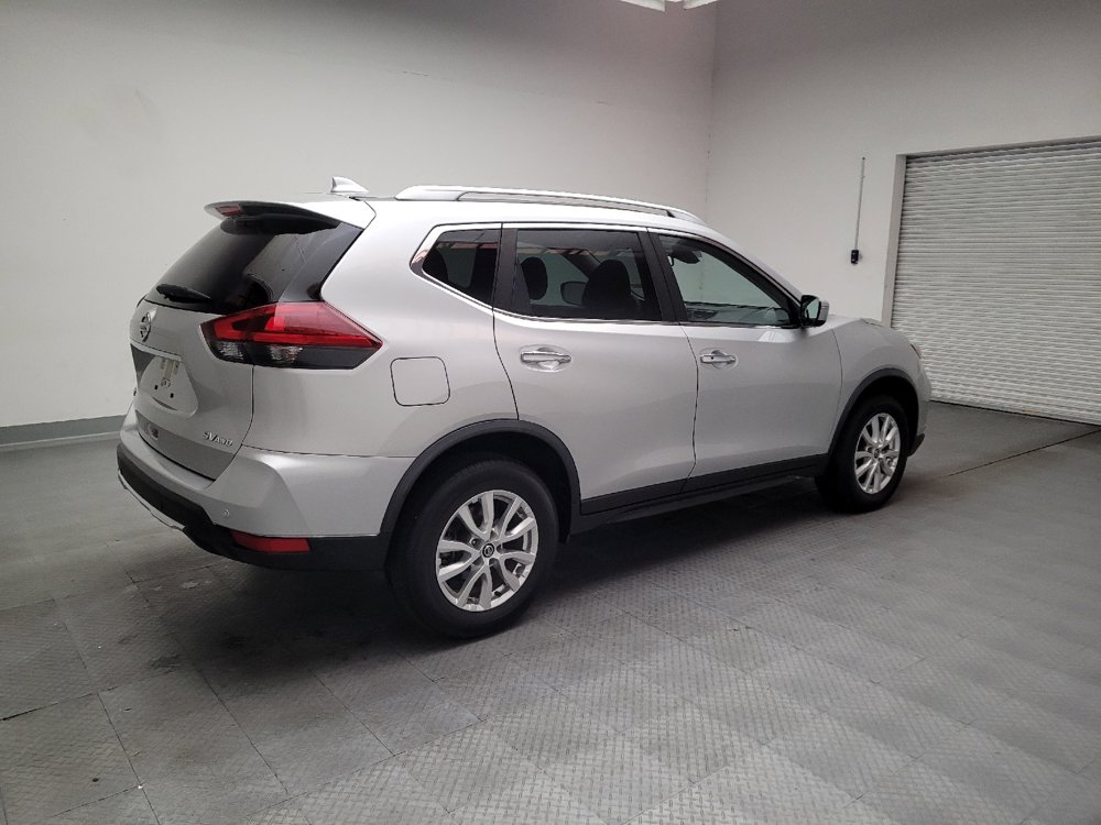 Used 2020 Nissan Rogue SV AWD/4WD image 10