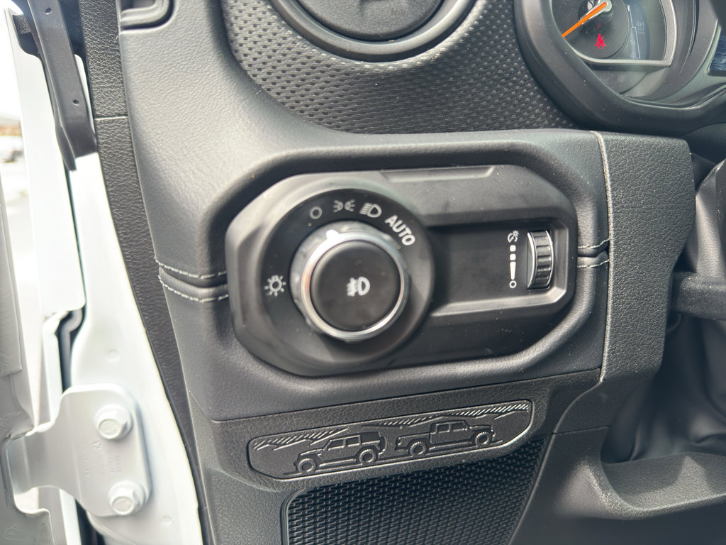 New 2026 Jeep Wrangler Unlimited Rubicon AWD/4WD image 21
