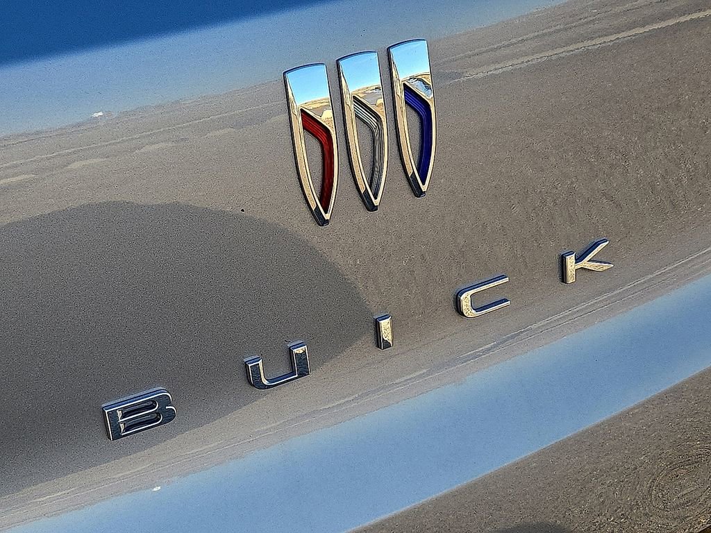 Used 2024 Buick Encore GX Sport Touring image 12