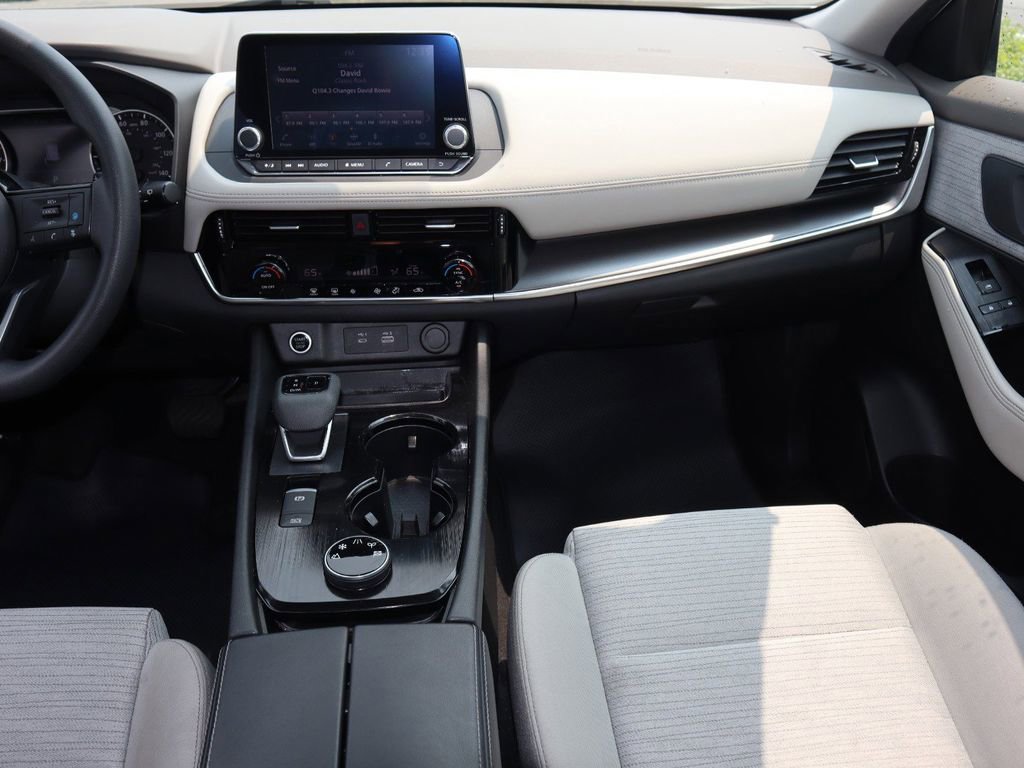 Certified 2022 Nissan Rogue SV image 19