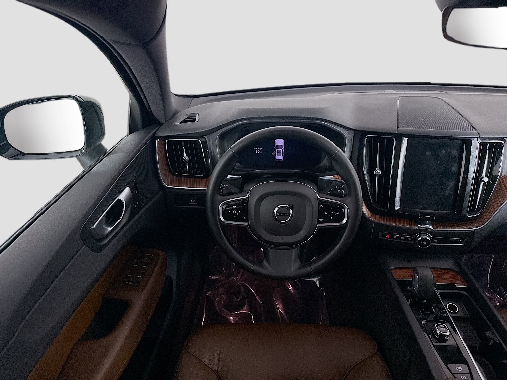 Used 2024 Volvo XC60 B5 Plus image 17