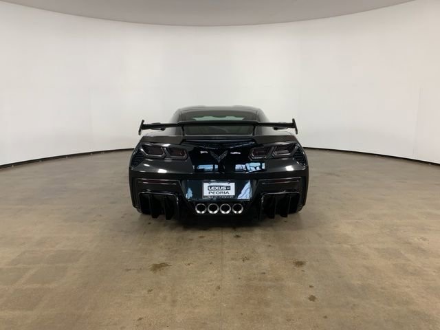 Used 2019 Chevrolet Corvette Stingray Coupe w/ Battery Protection Package image 10