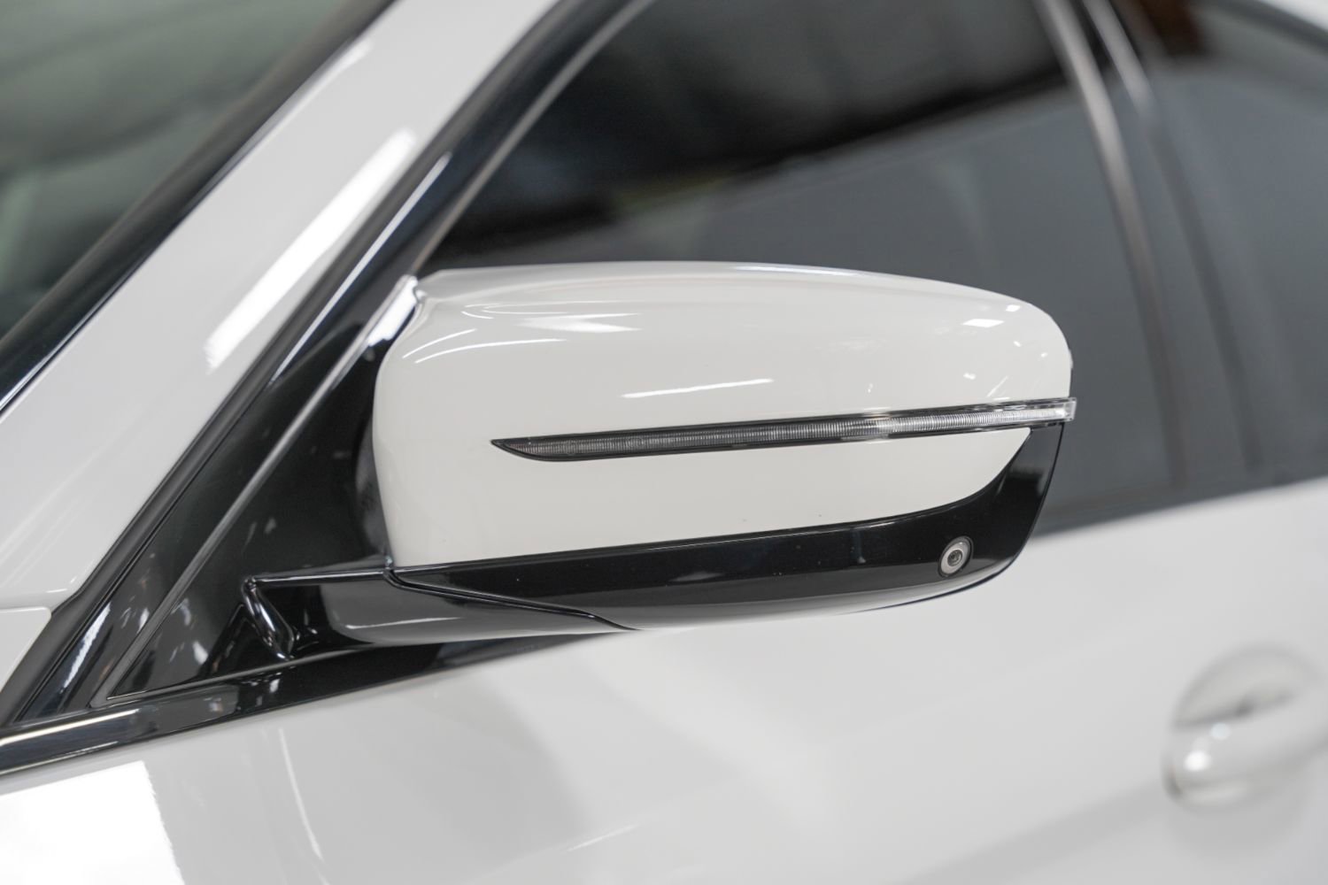 Used 2020 BMW M5 w/ Executive Package image 17