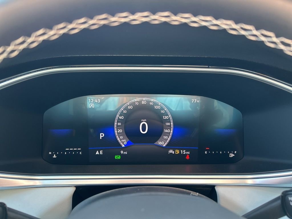 New 2026 Volkswagen Taos SE FWD image 24