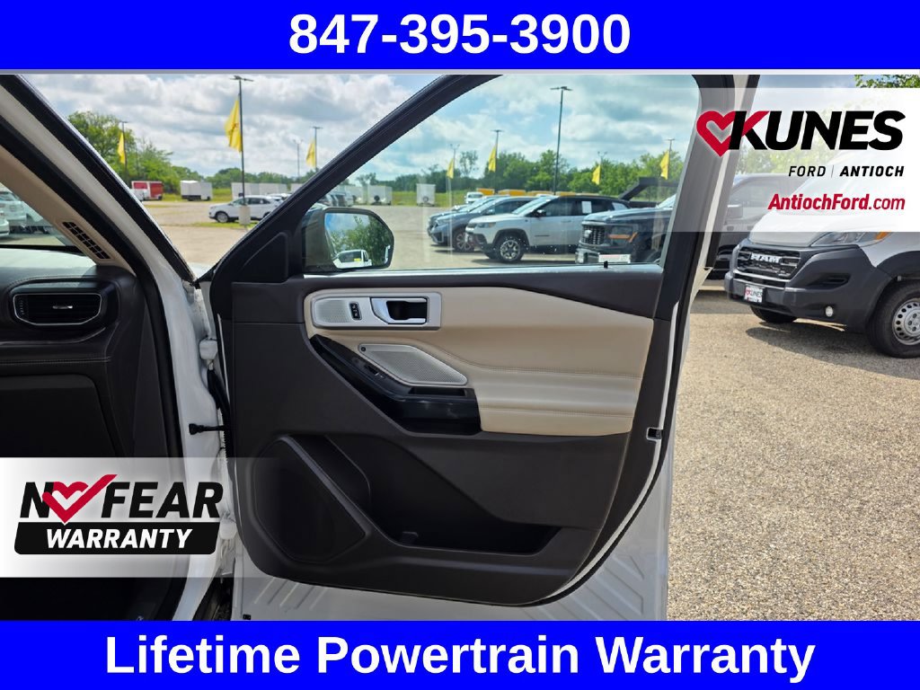 Certified 2021 Ford Explorer Platinum w/ Equipment Group 601A AWD/4WD image 38
