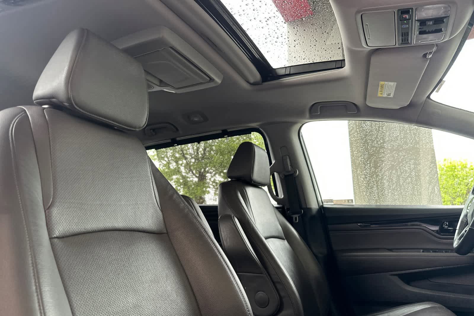 Used 2018 Honda Odyssey Elite image 19