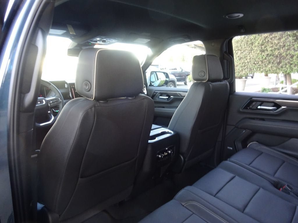 New 2026 GMC Yukon XL Elevation AWD/4WD image 18