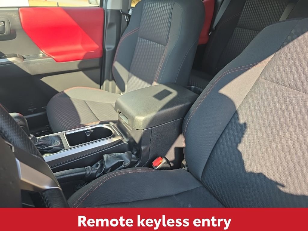 Used 2023 Toyota Tacoma SR5 w/ Technology Package image 21