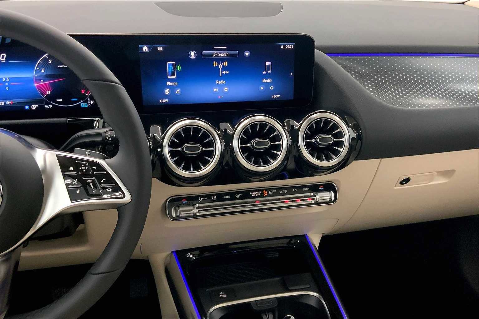 New 2026 Mercedes-Benz GLA 250 GLA 250 image 25