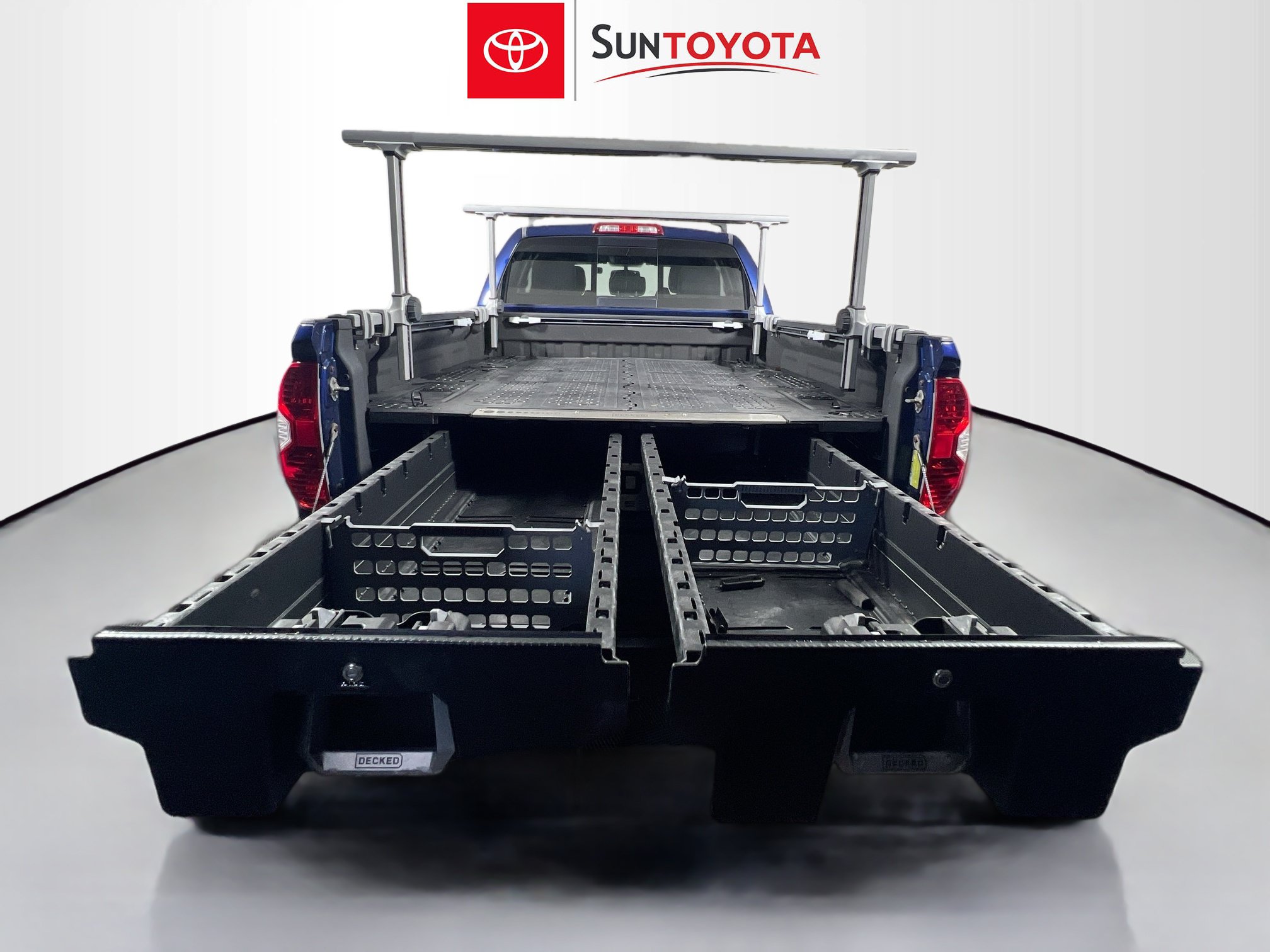 Used 2015 Toyota Tundra SR5 w/ TRD Off Road Package AWD/4WD image 35