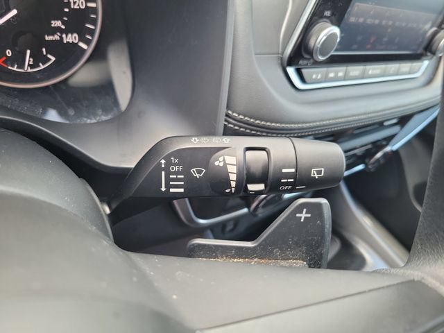 Used 2024 Nissan Rogue S AWD/4WD image 25