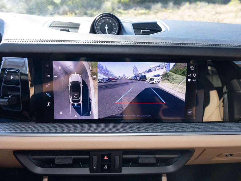 Used 2024 Porsche Cayenne Coupe image 40