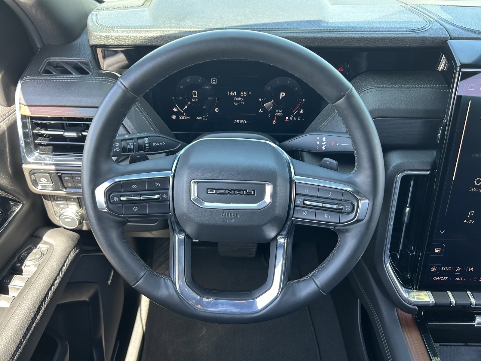 Certified 2025 GMC Yukon XL Denali AWD/4WD image 23