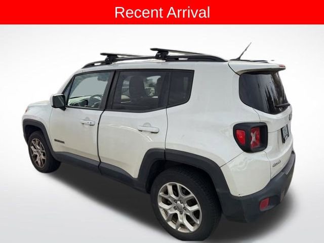 Used 2016 Jeep Renegade Latitude image 5