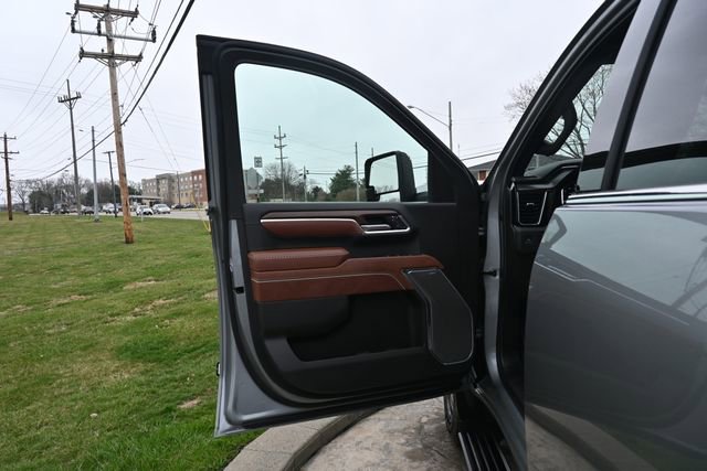 Used 2025 GMC Sierra 2500 Denali Ultimate image 25