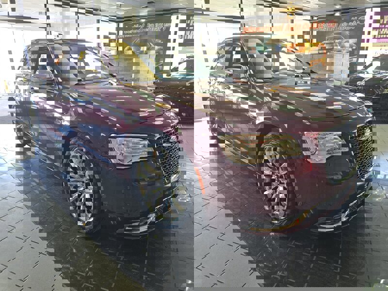 Used 2017 Chrysler 300 C w/ Harman/Kardon Audio Group image 3