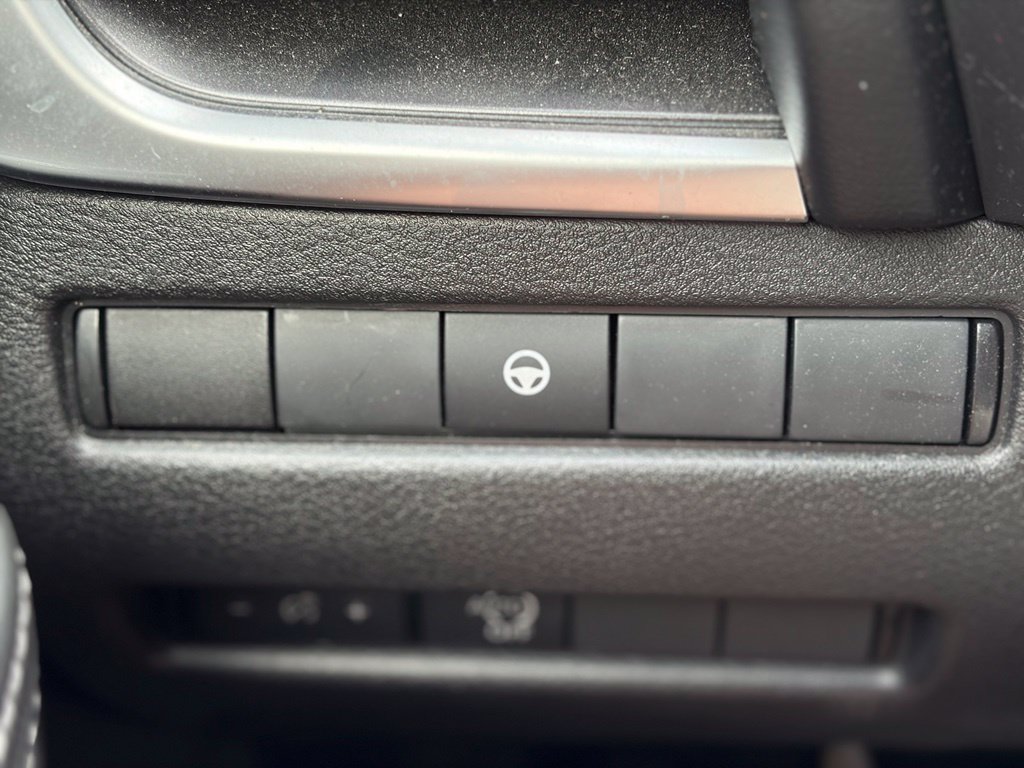 Used 2023 Nissan Rogue SV AWD/4WD image 30