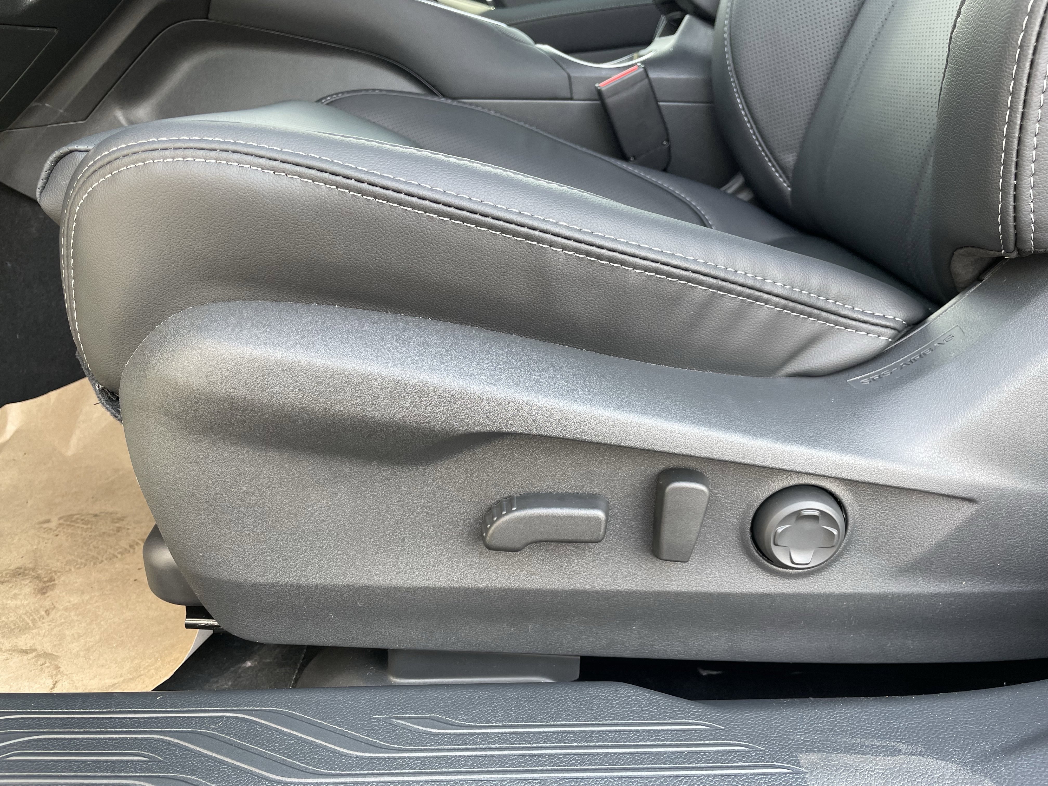 New 2025 Subaru Outback Touring XT image 17