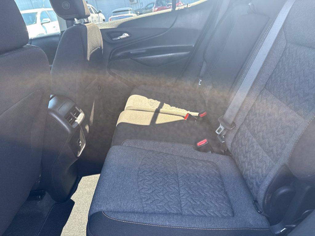 Used 2024 Chevrolet Equinox LT FWD image 33