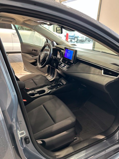 Used 2024 Toyota Corolla LE FWD image 12