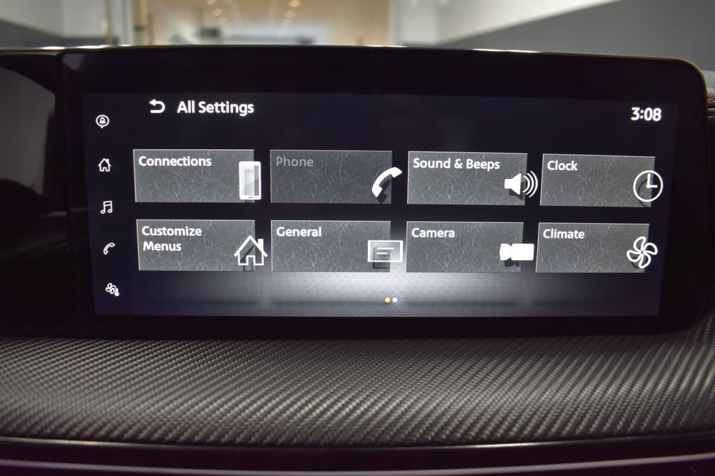 Certified 2025 Nissan Kicks SR image 21