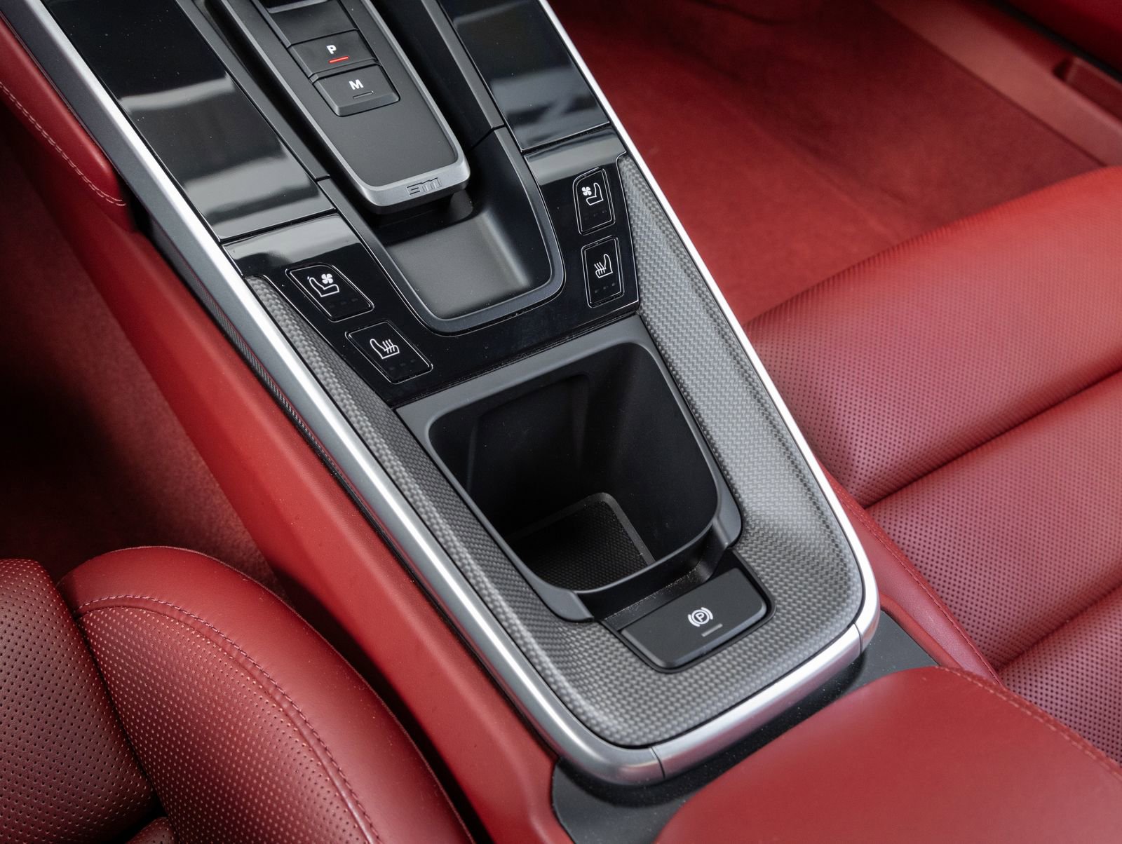 Certified 2021 Porsche 911 Turbo S AWD/4WD image 30