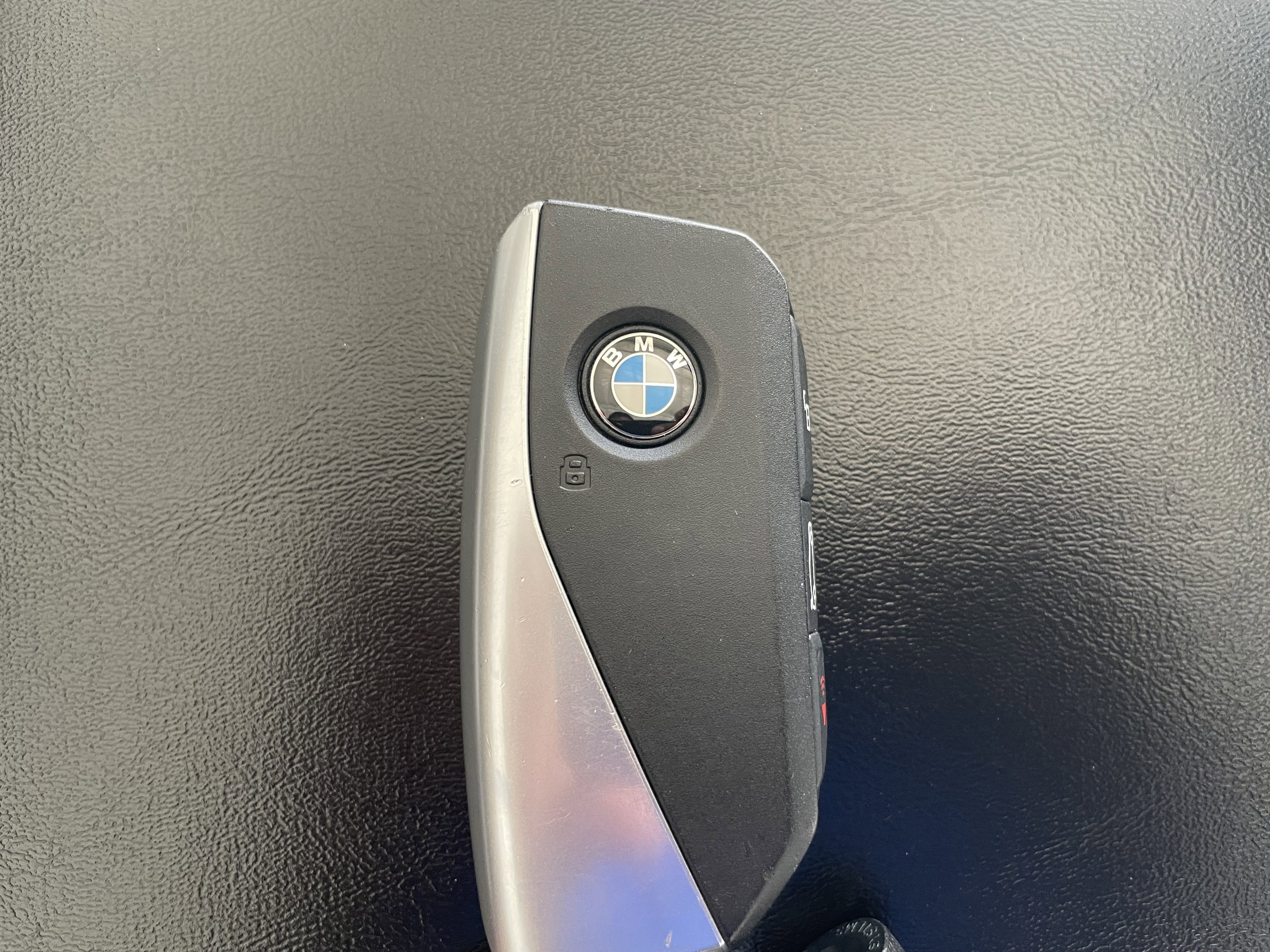 Used 2025 BMW X3 xDrive30i w/ Convenience Package image 23