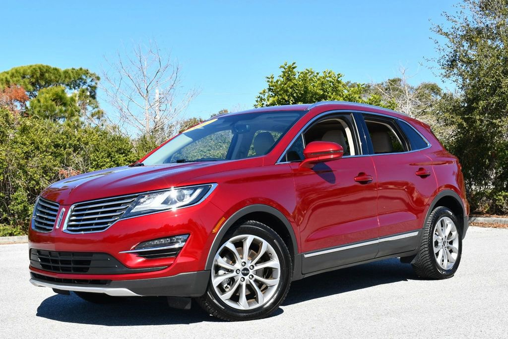 Used 2017 Lincoln MKC Select w/ Select Plus Package video 2
