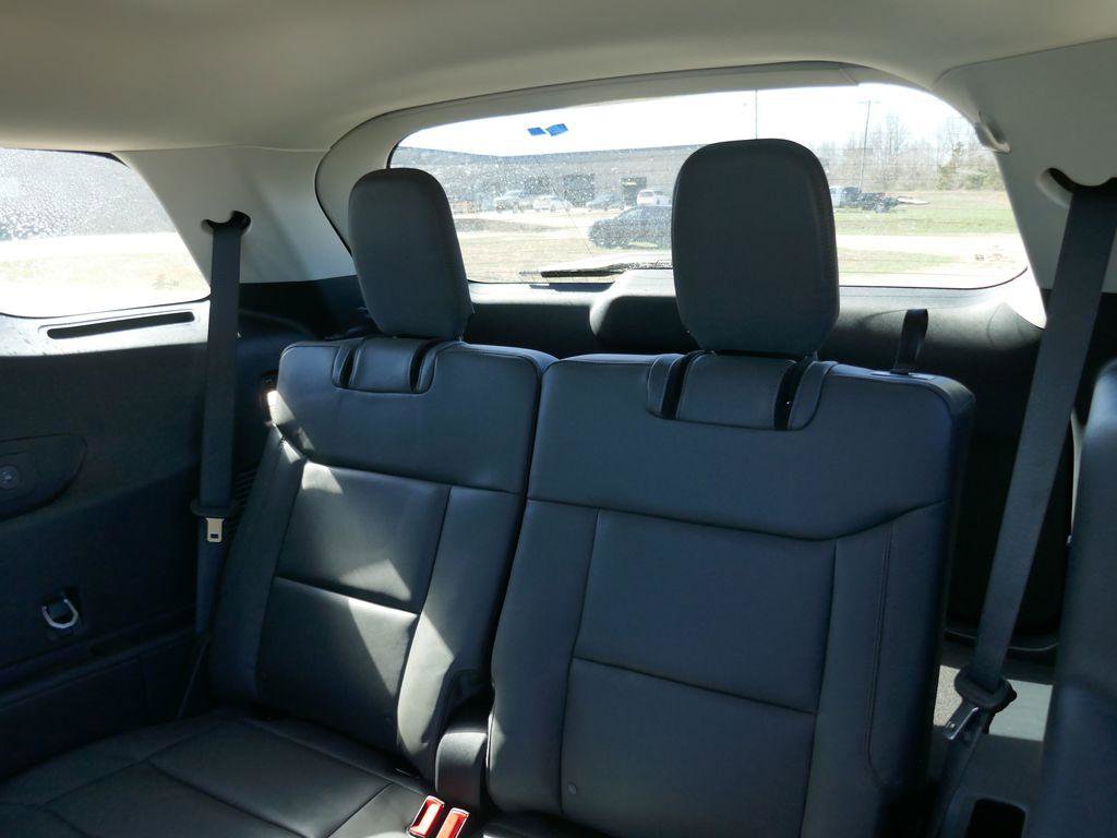 New 2026 Ford Explorer Active image 16