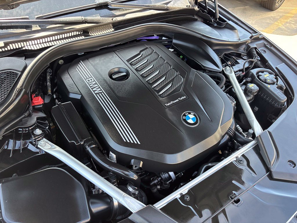 Used 2023 BMW 540i w/ Convenience Package RWD image 30