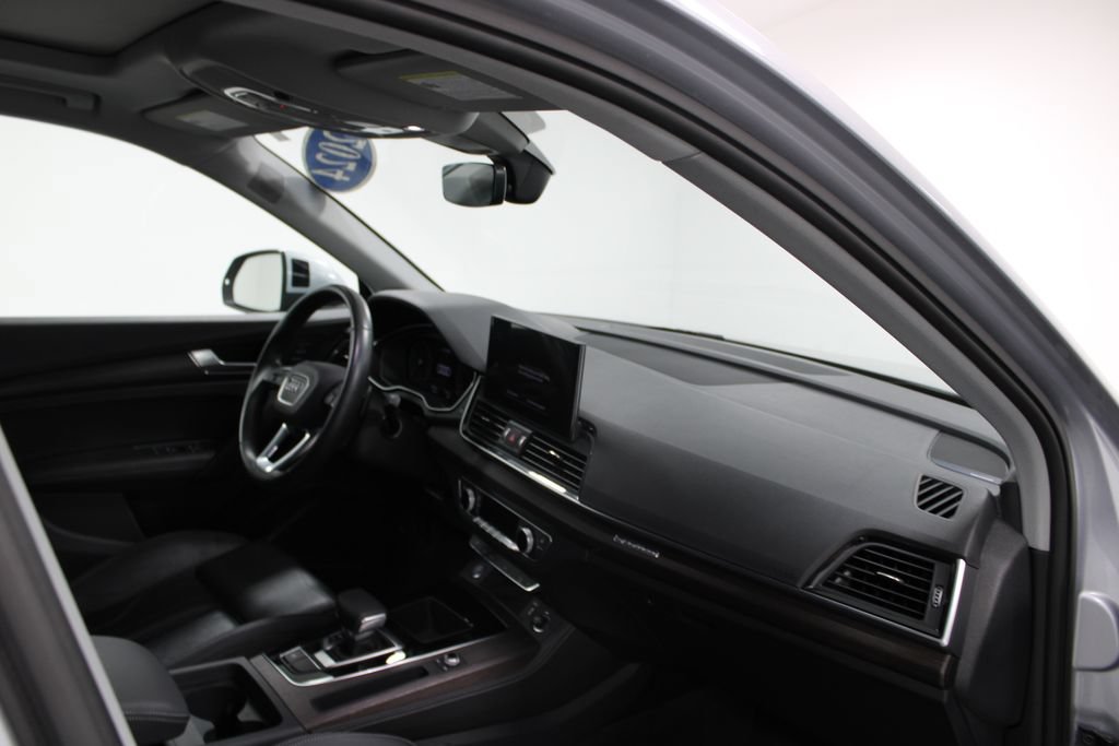Used 2024 Audi Q5 2.0T Premium Plus AWD/4WD image 28
