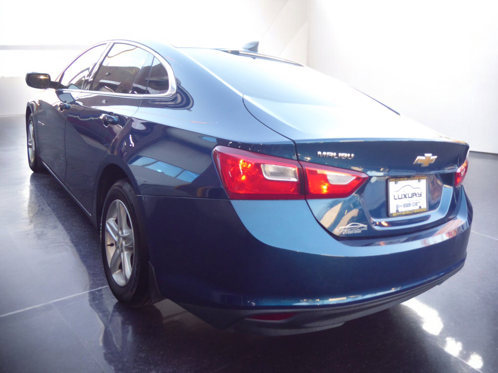 Used 2019 Chevrolet Malibu LS w/ LPO, Convenience Package 1 image 7