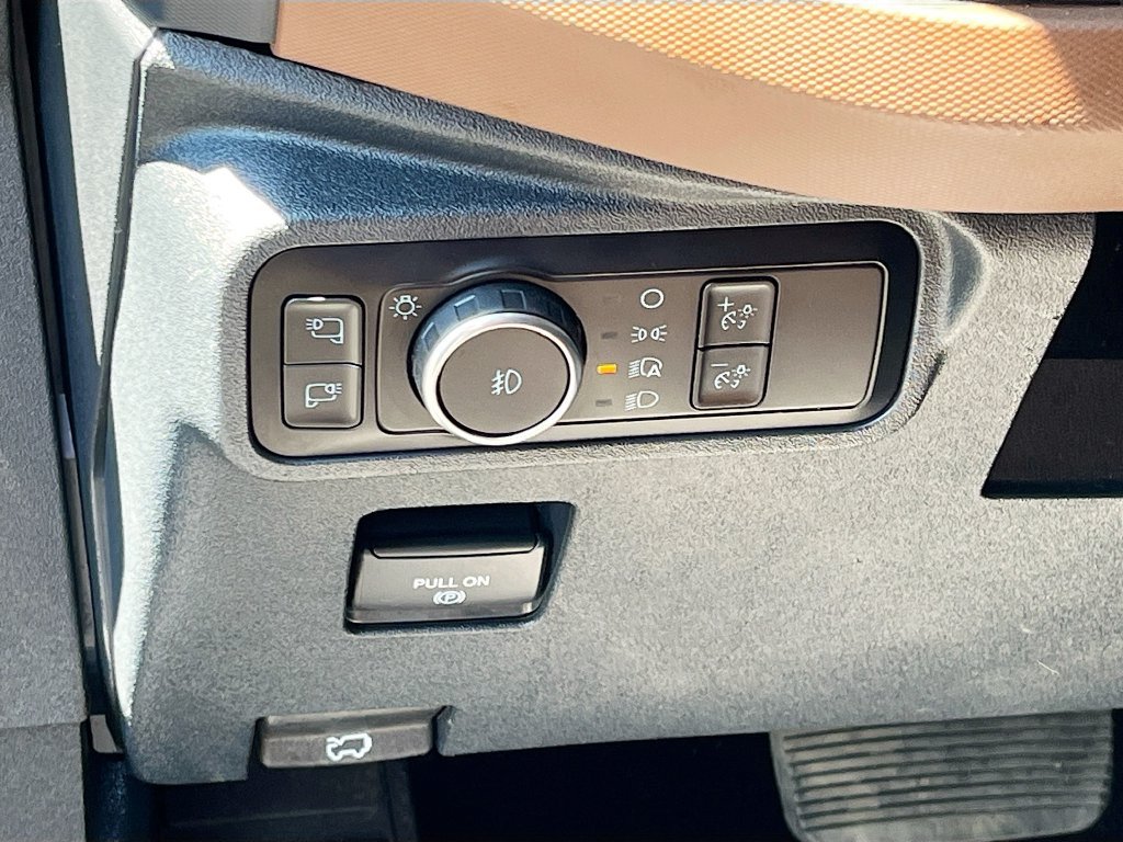 Used 2024 Ford Bronco Outer Banks AWD/4WD image 10